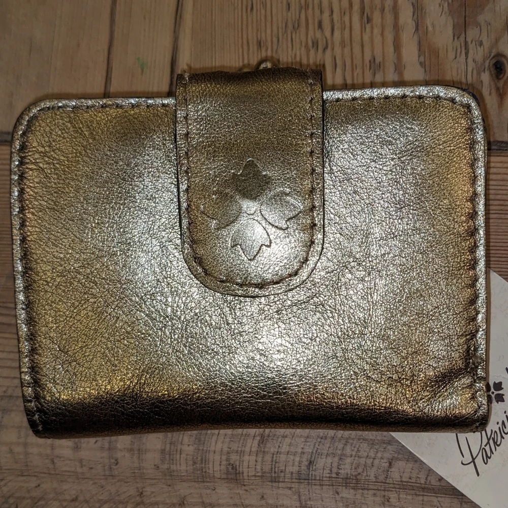 Patricia Nash Iberia Leather Wallet In Antique Gold​ - Picture 2 of 13